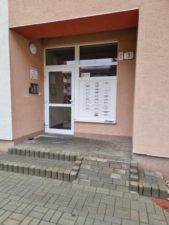 Apartment Banska - City Centre & Private Parking Banska Bystrica Ngoại thất bức ảnh